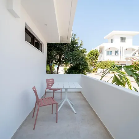 Appartement Paloma Seaesta *